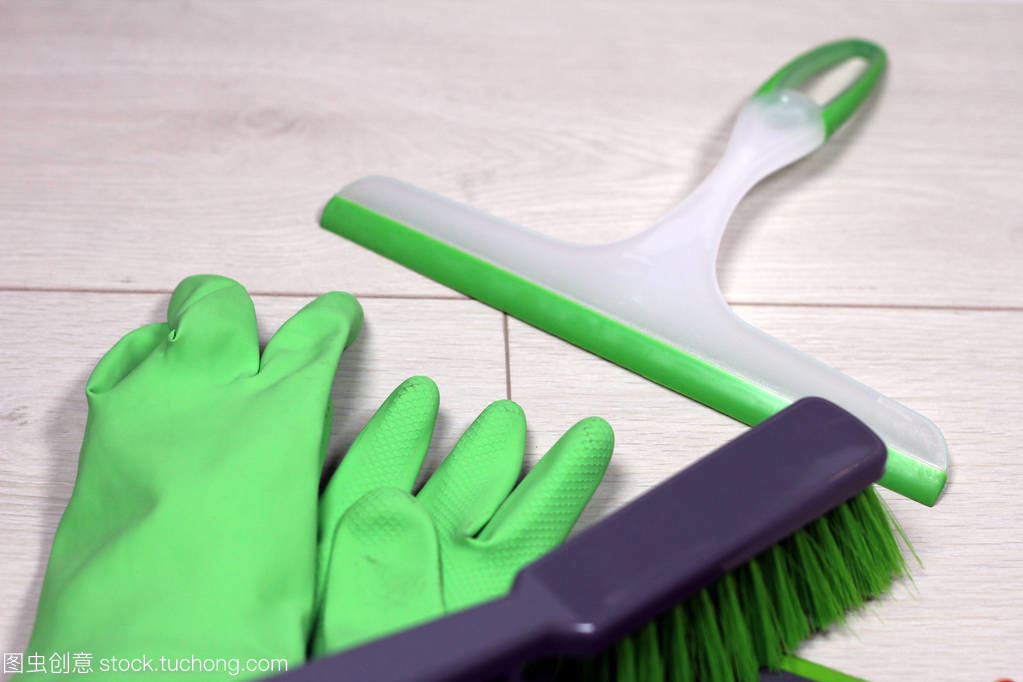 清潔的家居理念 從傳統用品到智能軟件的全方位指南